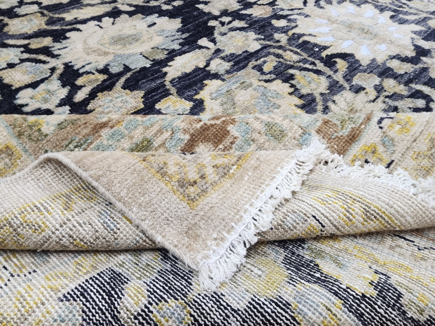 Indian Woven Traditional Sultanabad Design.