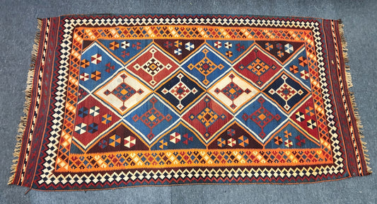 Authentic Persian Shiraz Kilim Rug – Handwoven Geometric Design (5.8 x 10) (#5187)