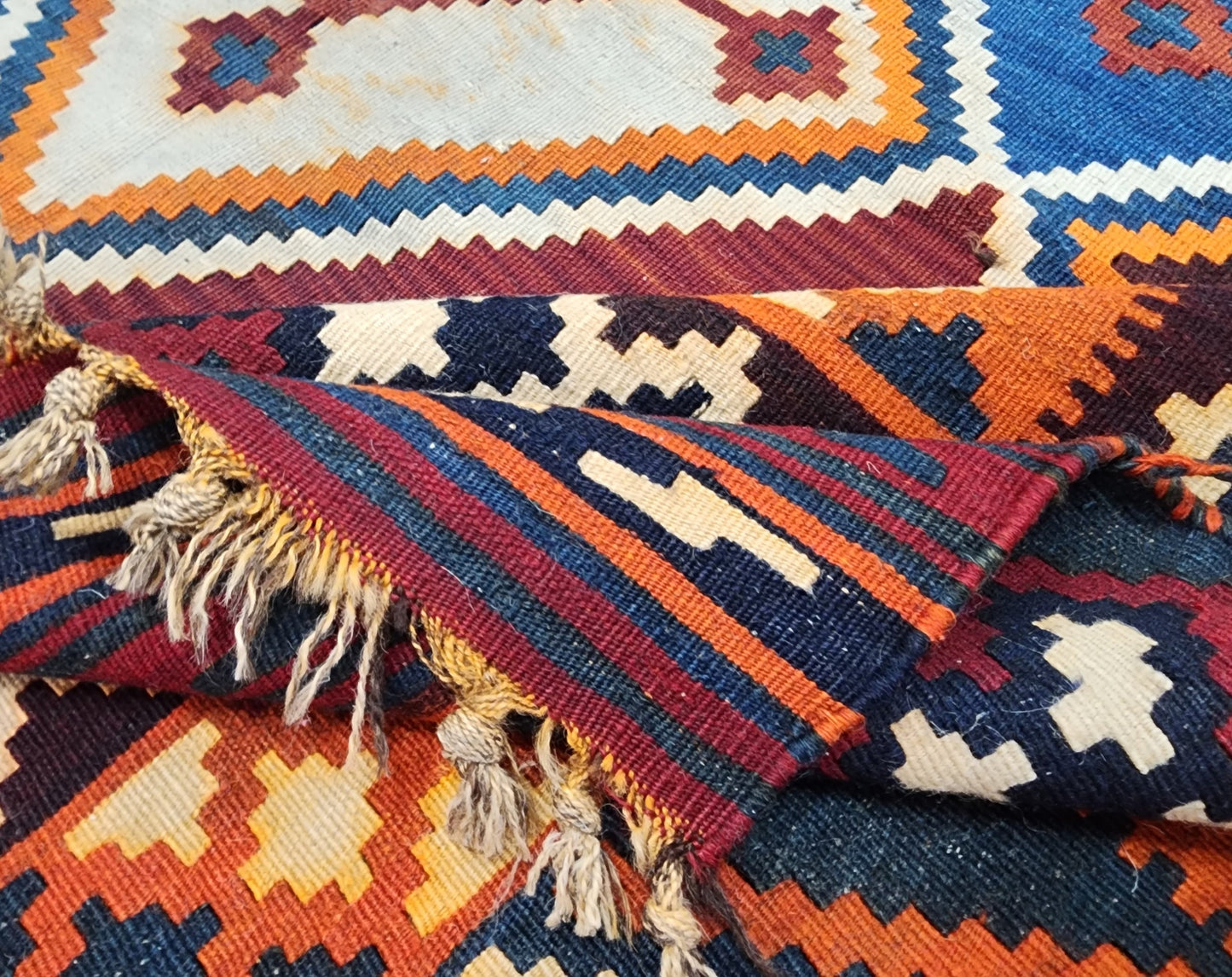 Authentic Persian Shiraz Kilim Rug – Handwoven Geometric Design (5.8 x 10) (#5187)