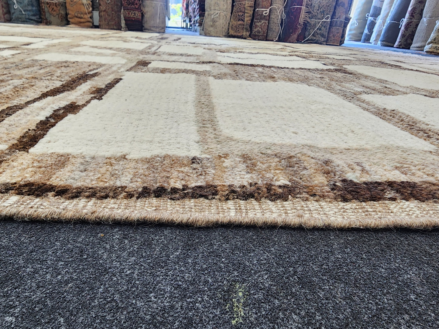 Abstract Moroccan Modern Rug – 10 x 14
