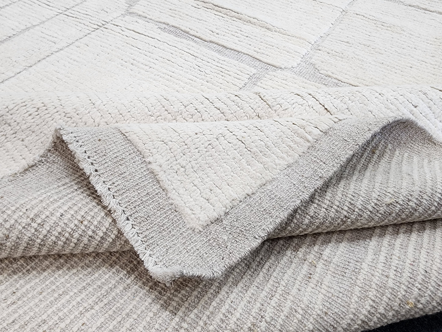 Moroccan White Cobblestone Rug