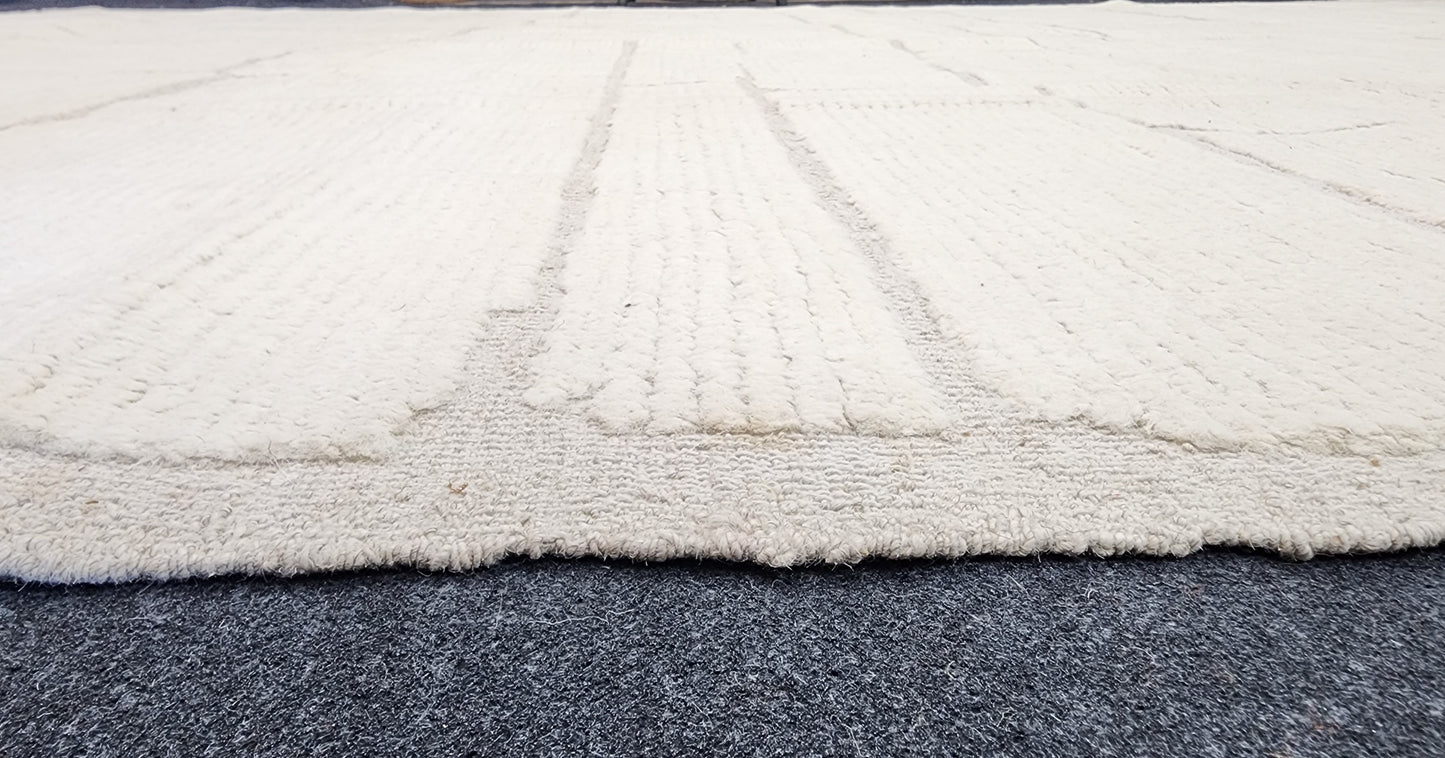 Moroccan White Cobblestone Rug