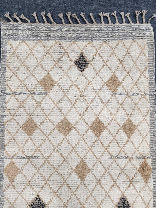 Moroccan Brown Runner Rug – Handwoven Berber Diamond Design, Size 2.11x12.6