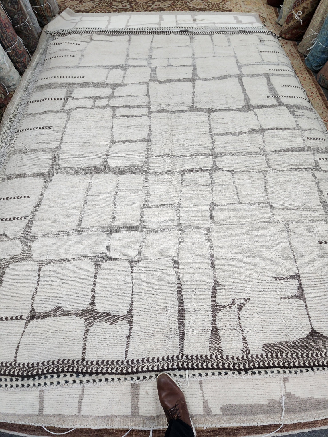 Moroccan Cobblestone Streets Rug – Handwoven Neutral Textured Design, Size 9x12