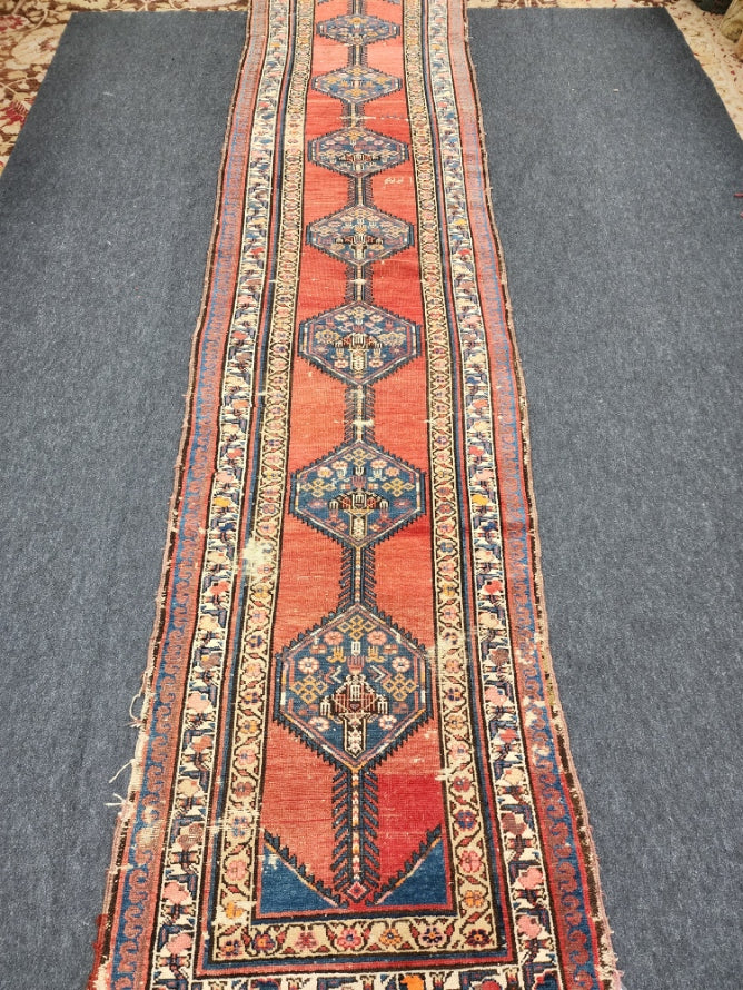 Antique Serab Runner – Handwoven Wool Rug (Circa 1900) | 3'2" x 13'2"