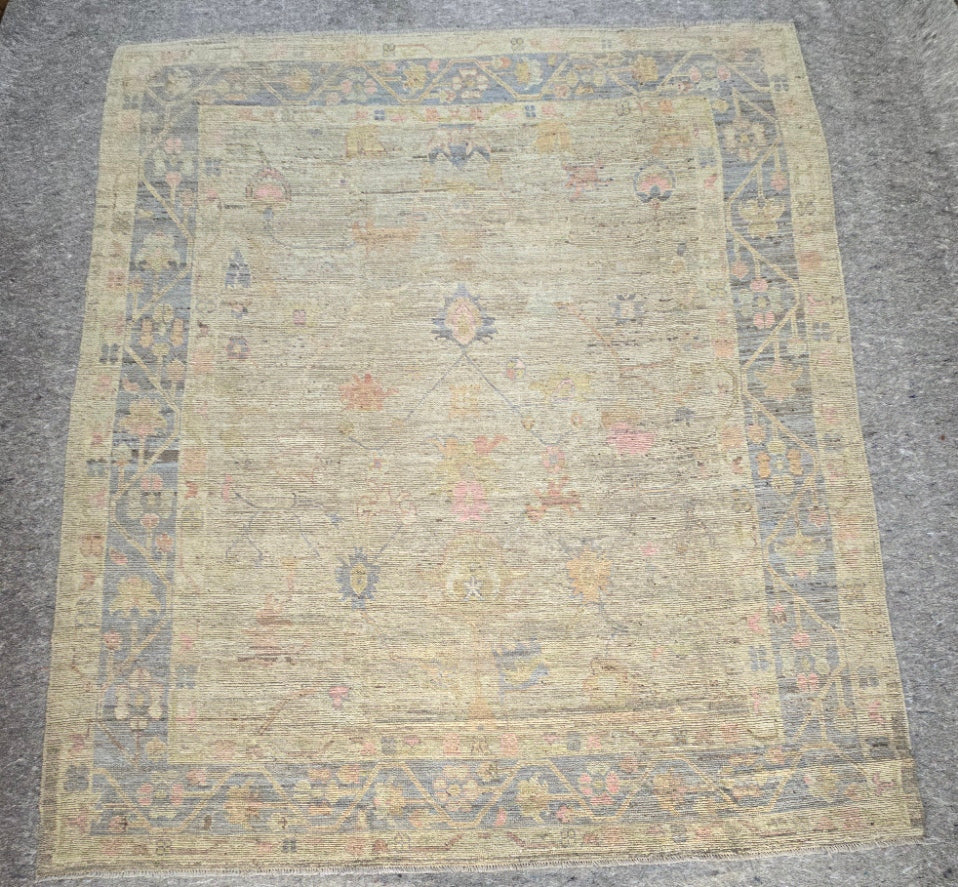New Oushak Design Rug – 8 x 10 (10345)