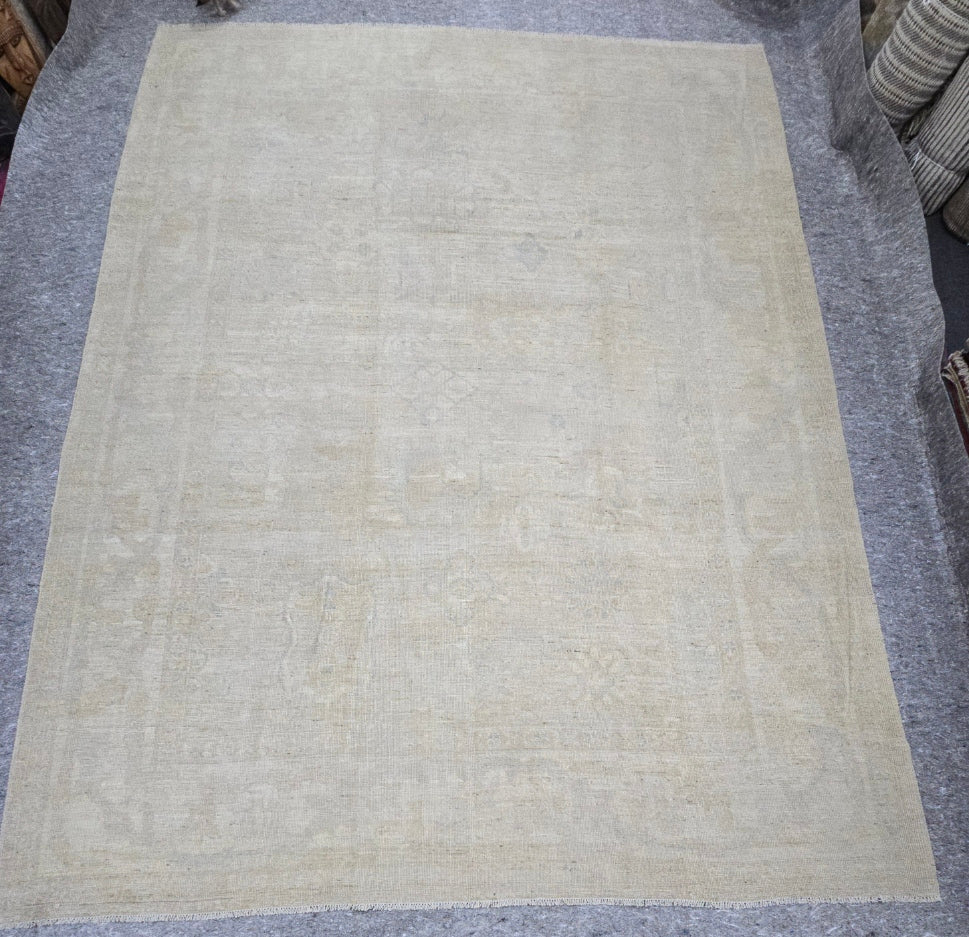 Traditional Oushak Design Rug – 9 x 12 (#10352)
