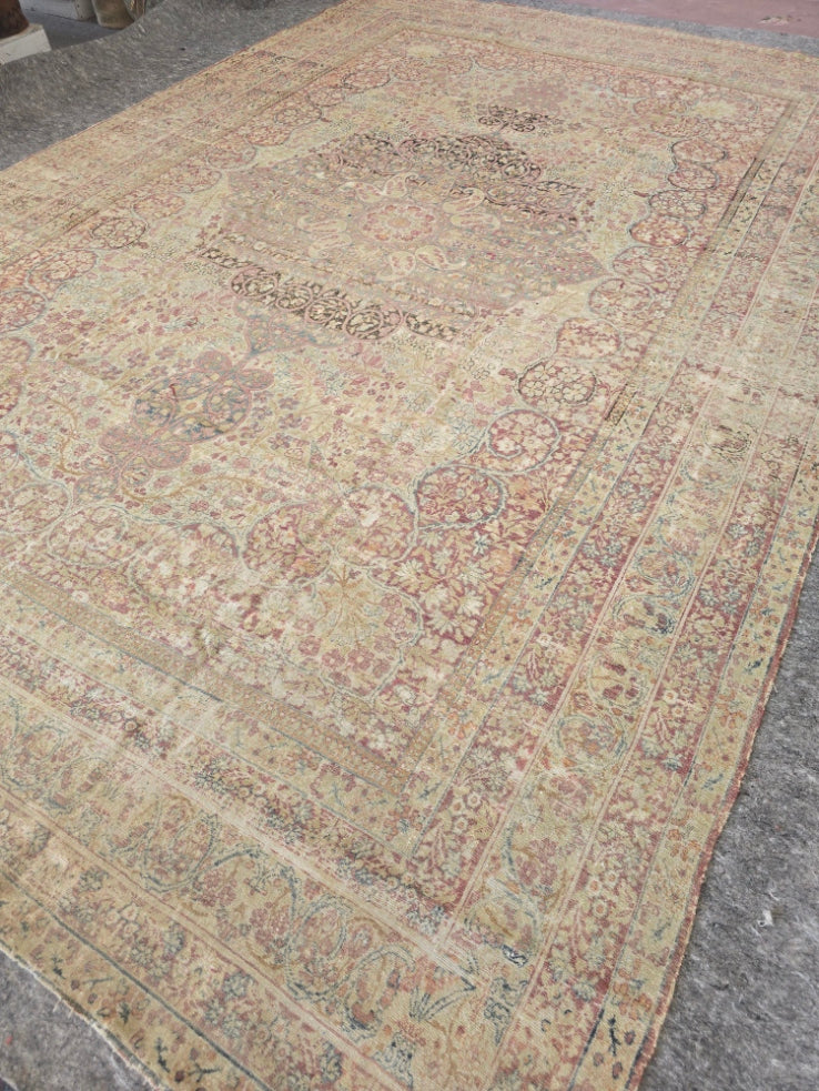 Antique Persian Kirman Rug – Hand-Knotted Wool Area Rug # 9883 (9 x 14) – Floral Medallion Design