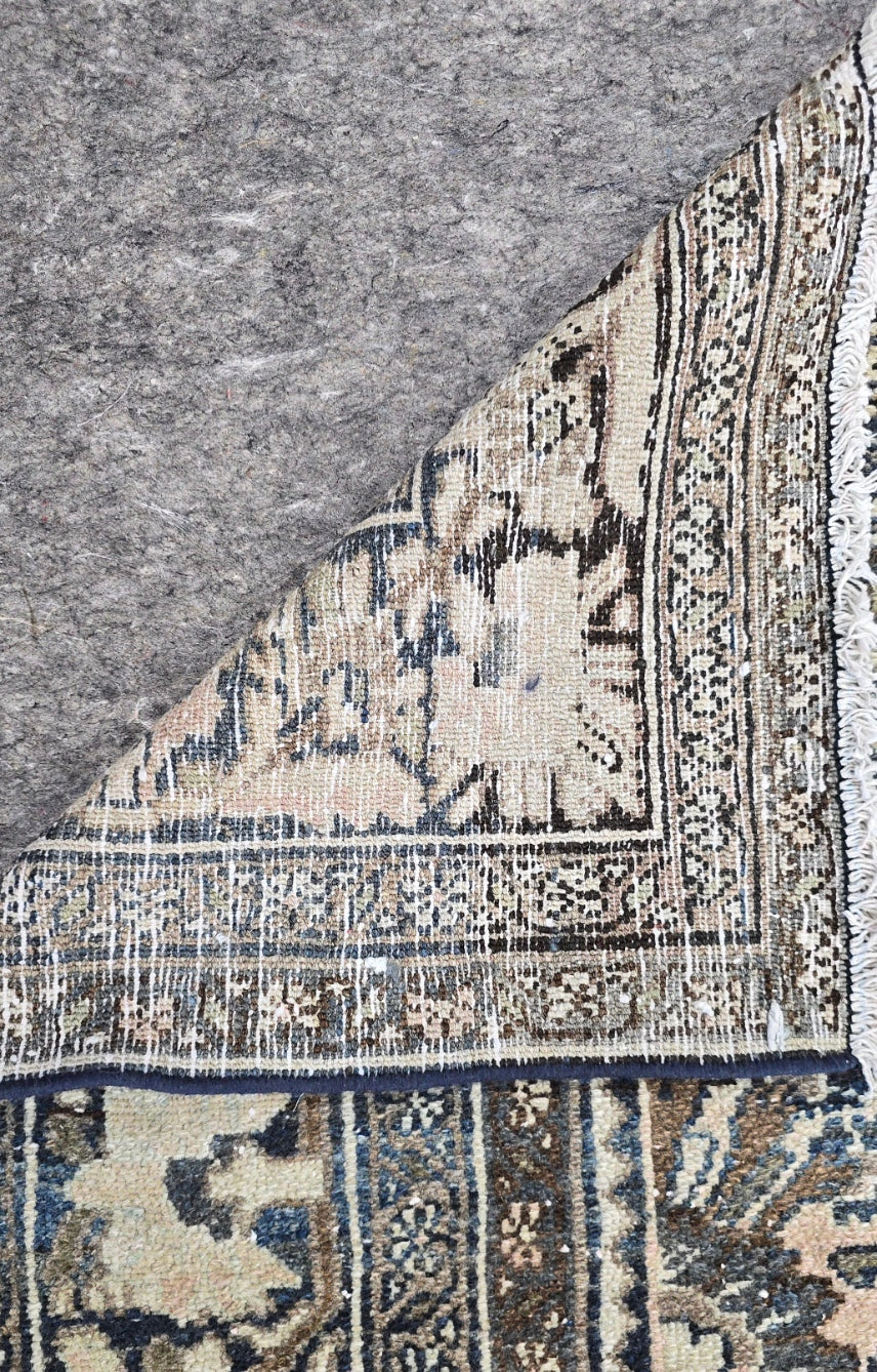 Antique Persian Hamadan Rug – Hand-Knotted Wool (8.10 x 11.6) – Neutral Tones #10387