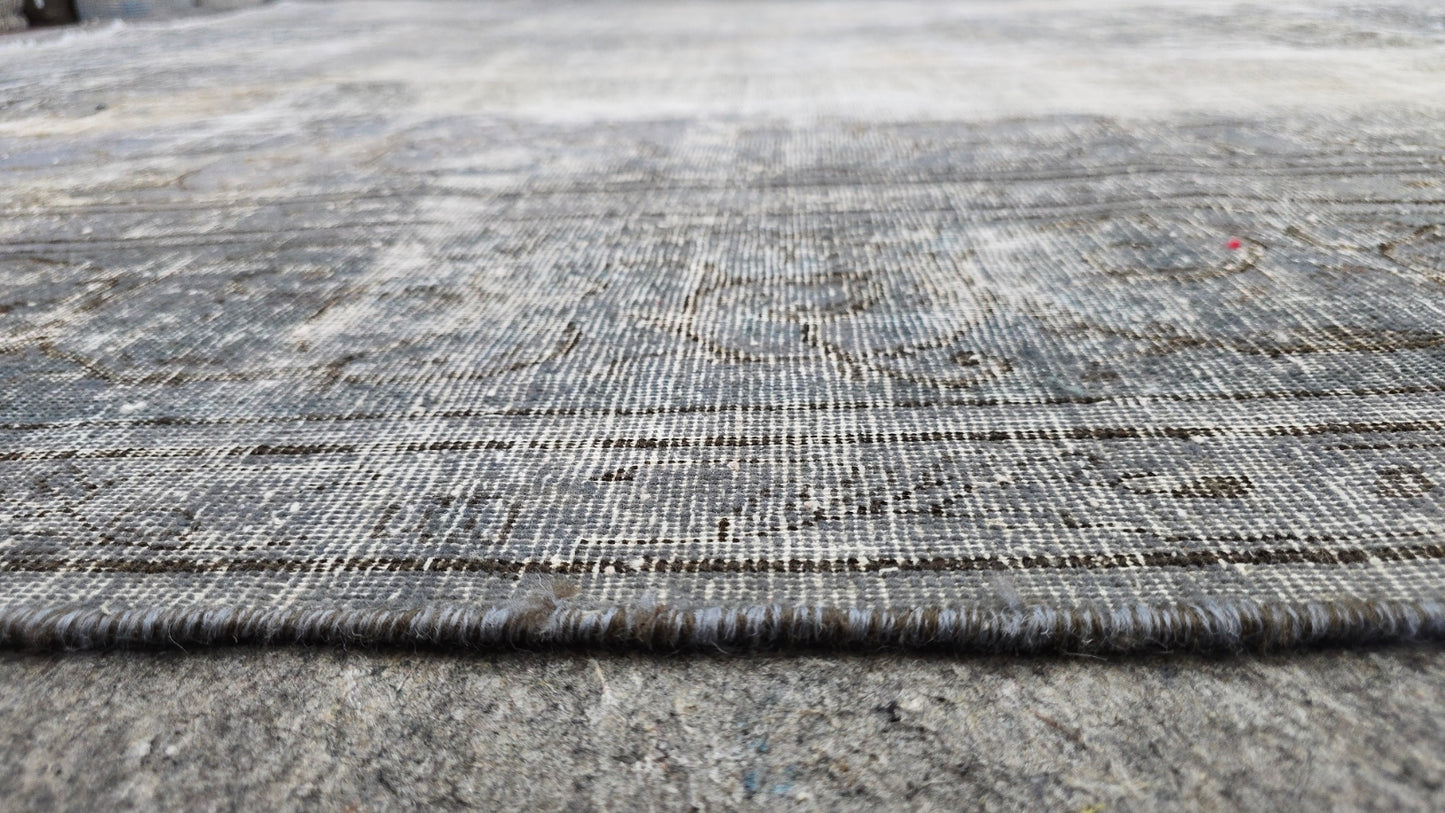 10406 – 9 x 13.6 ft | Distressed Overdyed Persian Rug
