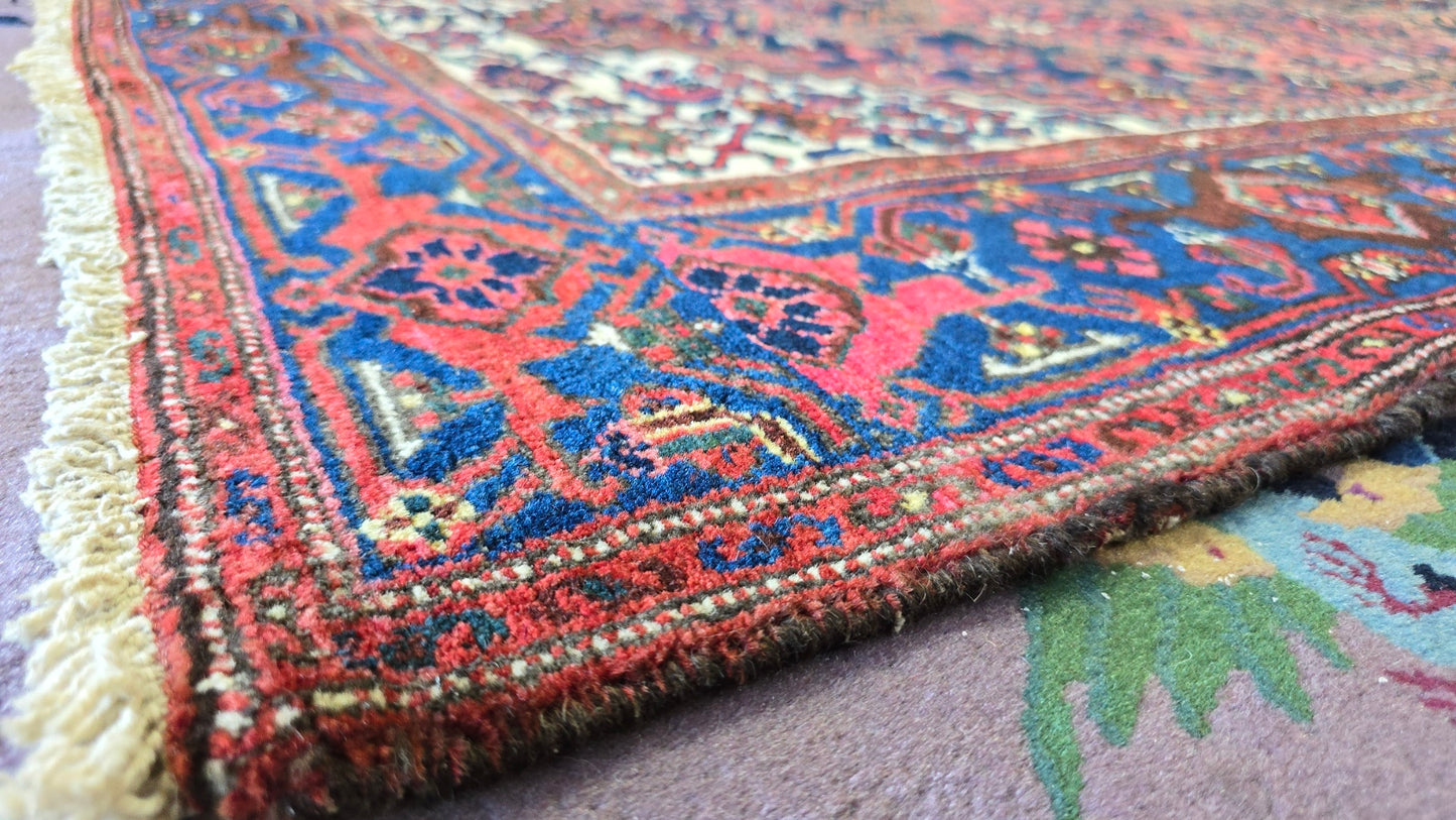 Early 20th Century Vintage Malayer Rug | Handwoven Persian Wool Carpet (4 x 6.6)