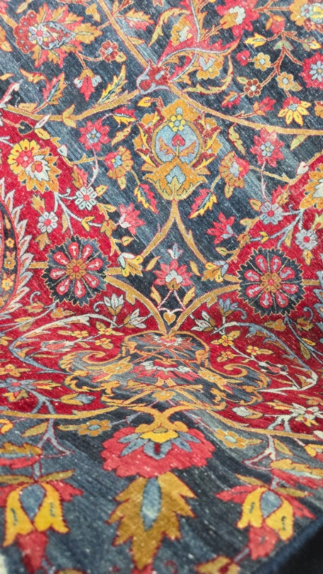 Antique Persian Yazd Rug – Hand-Knotted Wool Area Rug # 10427 (10.9 x 13.9) – Floral Medallion Design