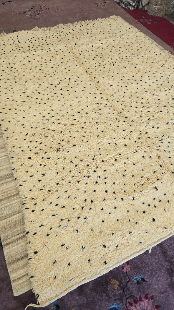 Tribal Shaggy Moroccan-Style Rug – Handwoven Size 7x10