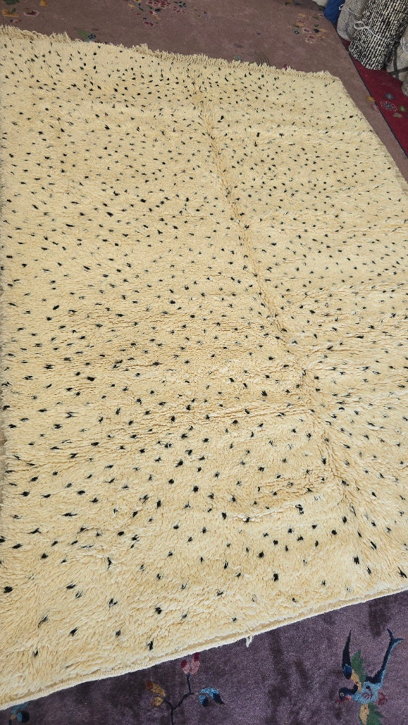 Tribal Shaggy Moroccan-Style Rug – Handwoven Size 7x10