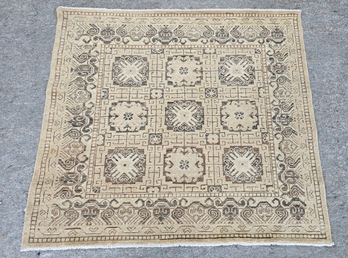 Tabriz Teawash Rug 3.3 x 4.3