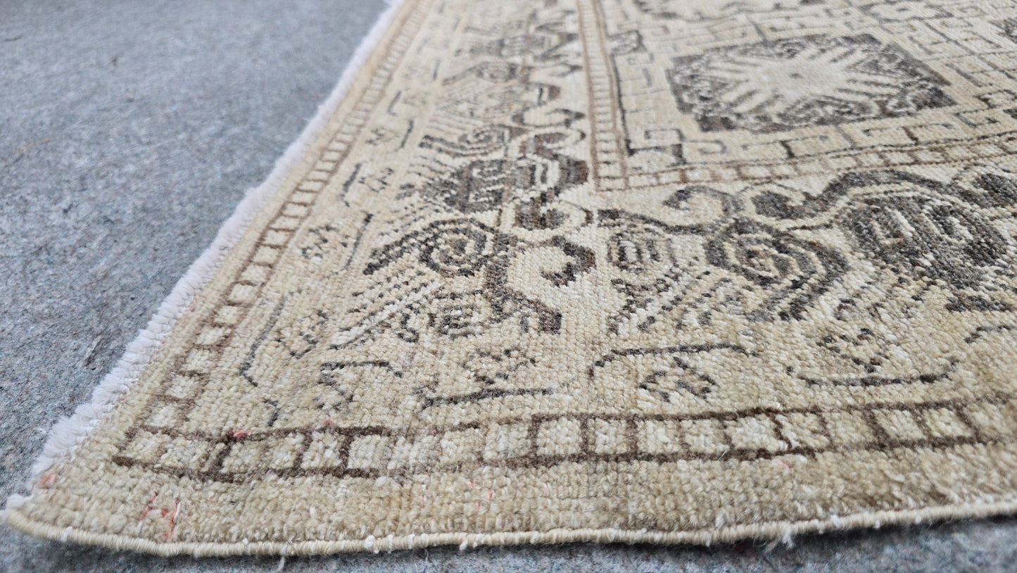 Tabriz Teawash Rug 3.3 x 4.3