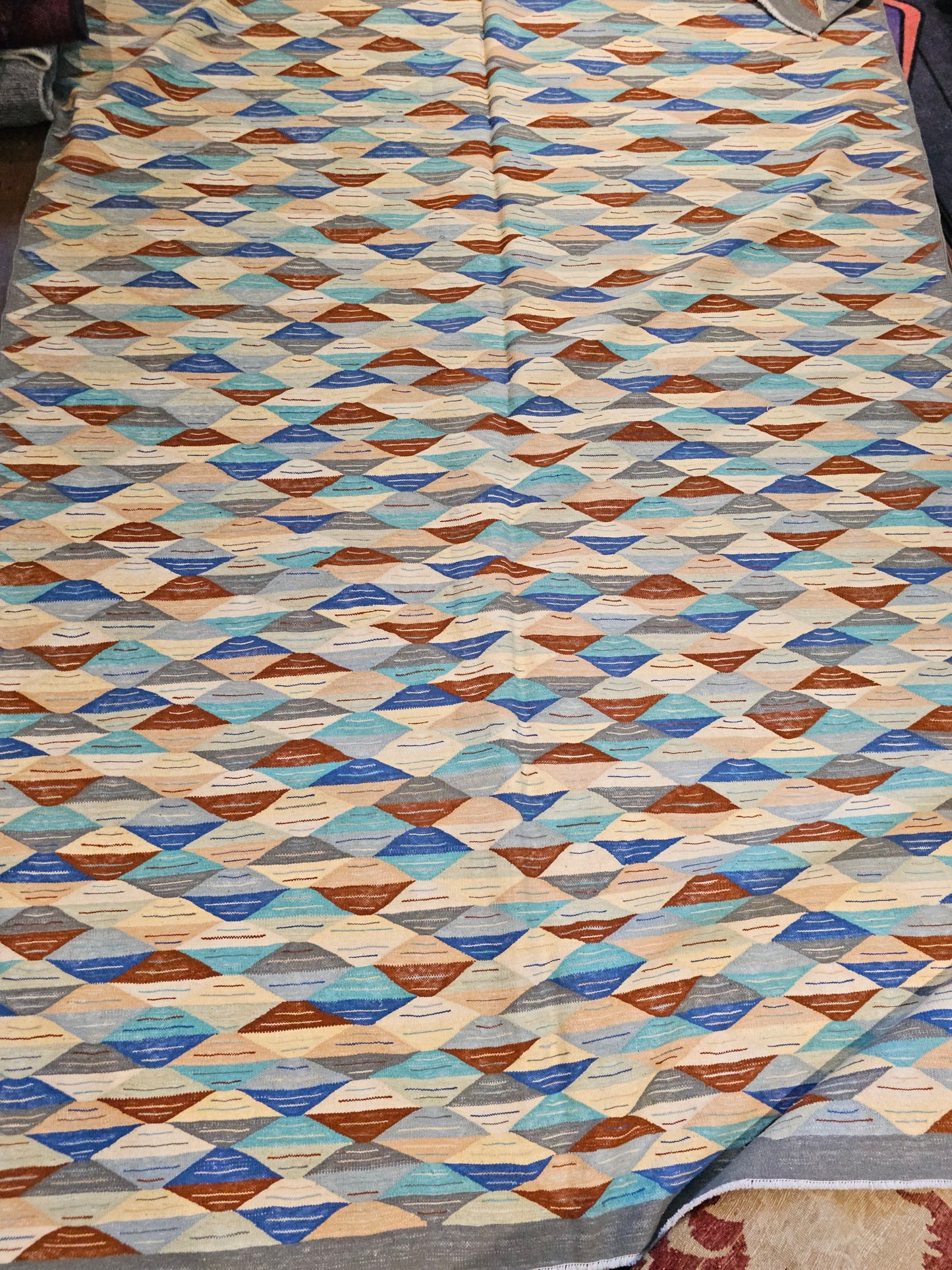 Handwoven Persian Kilim Rug – 5.5 x 8 ft | Vintage Flatweave Wool Carpet (#5614)