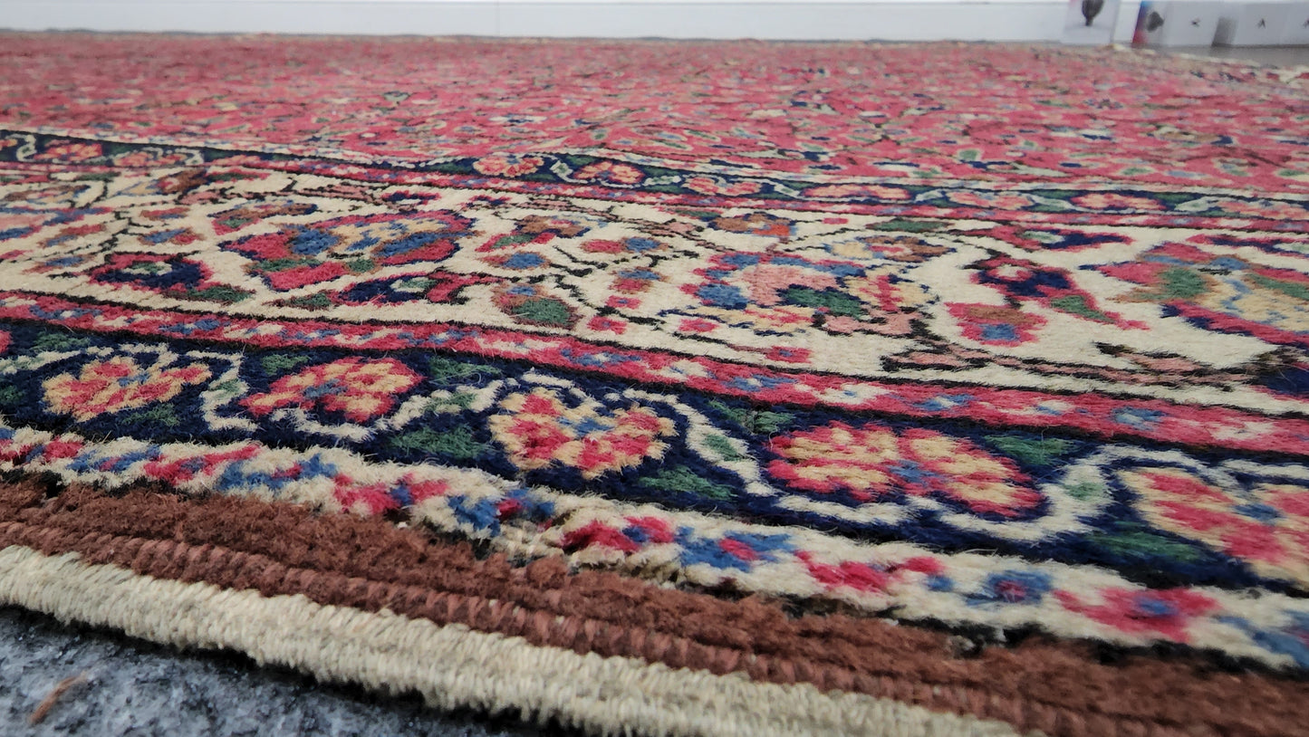 Antique Turkish Kaisari Rug – Hand-Knotted Wool (6.5 x 9.7)