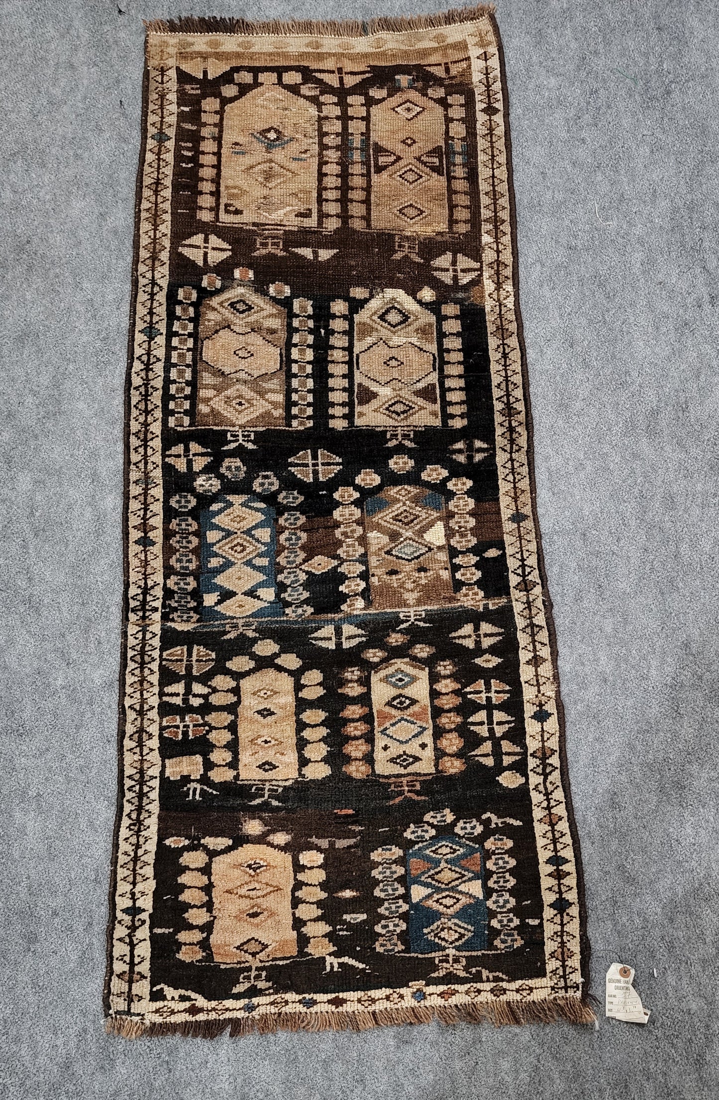 Antique Persian Hamadan Runner – Hand-Knotted Wool (4.8 x 1.10) (#547)
