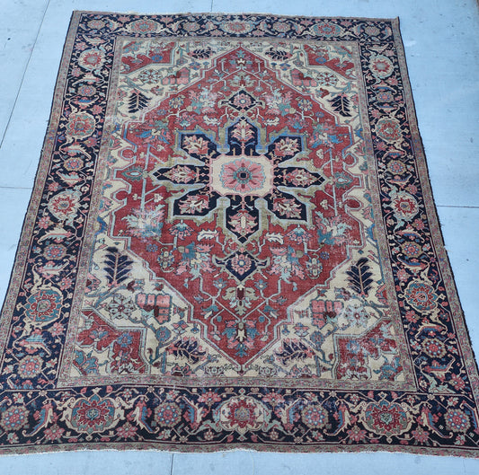 19th Century Antique Persian Serapi Rug – Hand-Knotted Wool (9 x 12 feet)