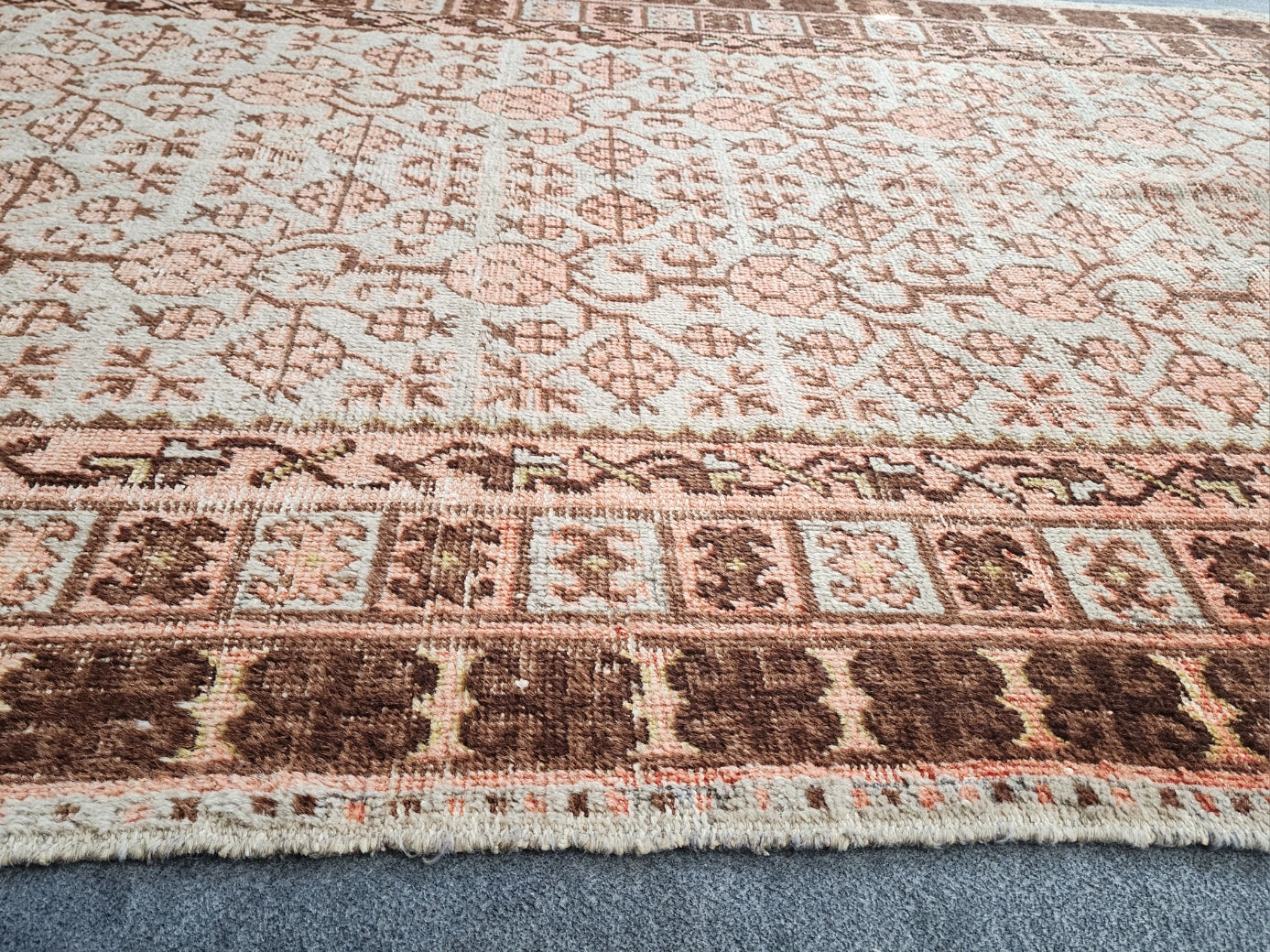 1920s Vintgage Khotan Samarkand Rug