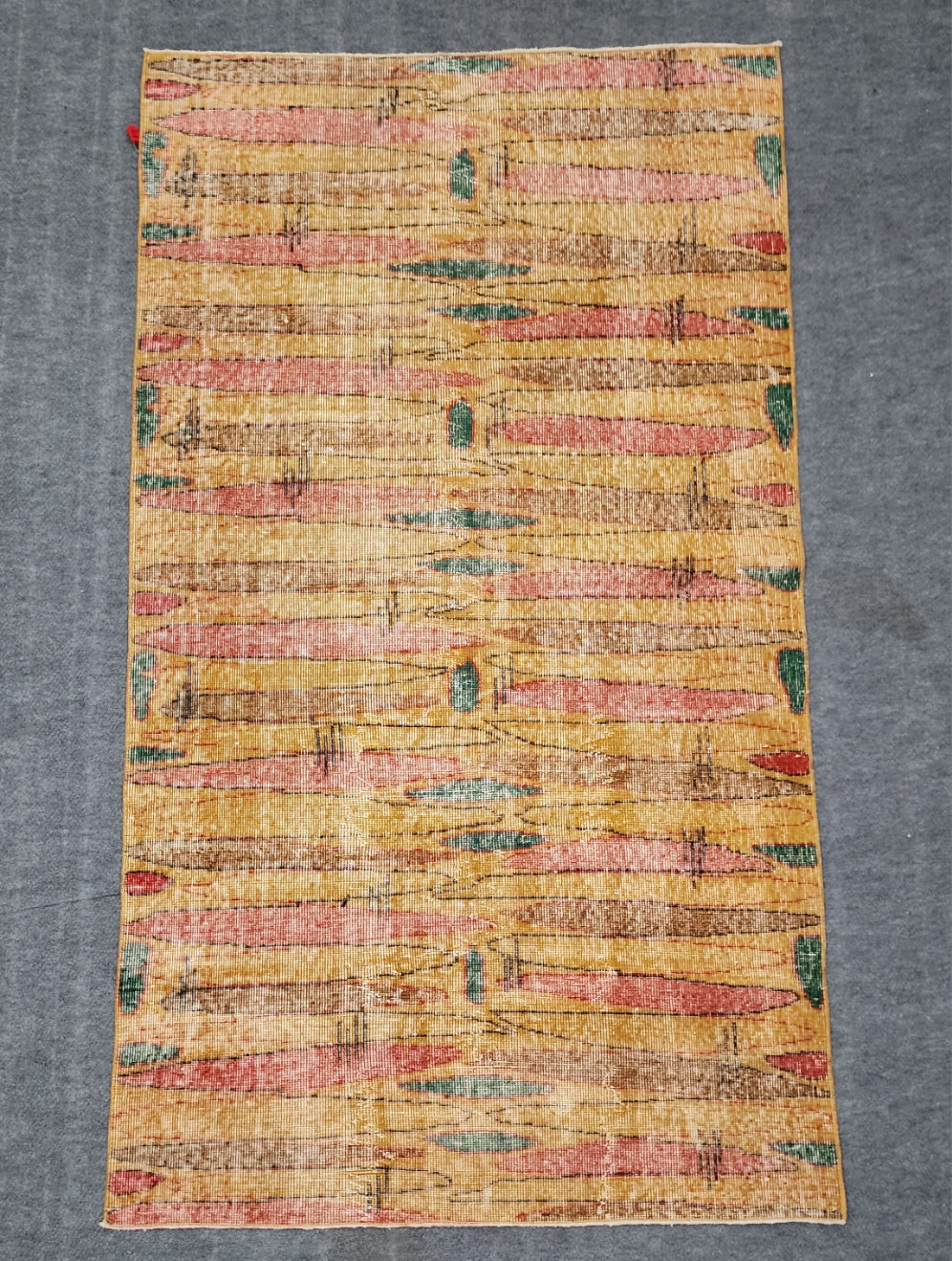 Zeki Muren Vintage "surfboard" rug