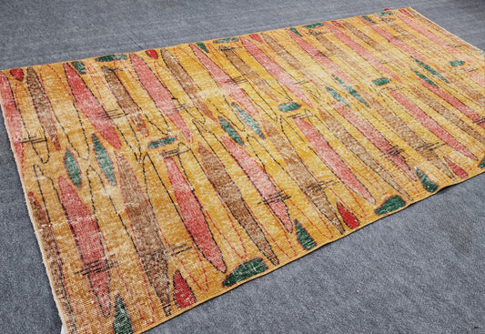 Zeki Muren Vintage "surfboard" rug