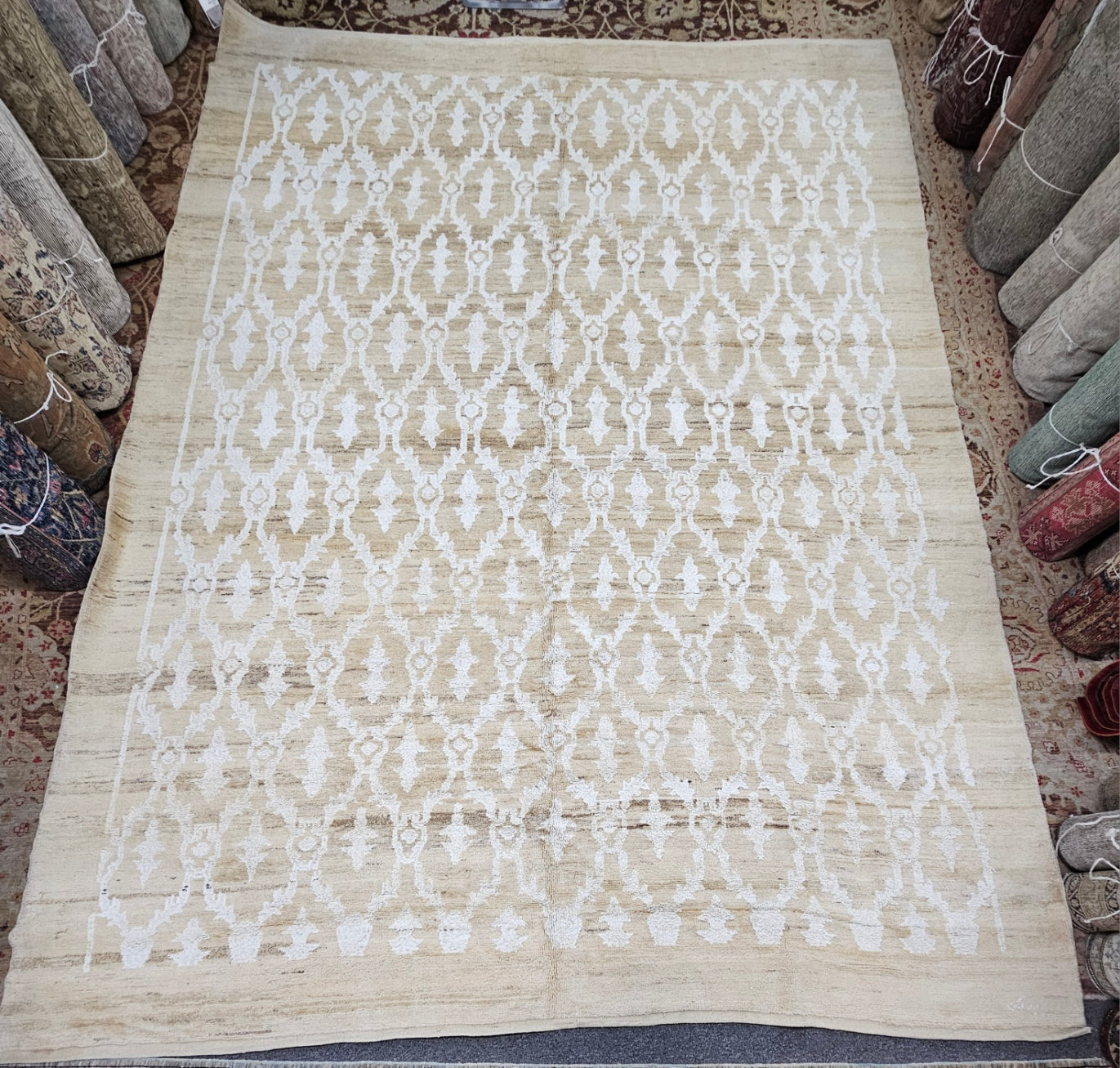 9160 Moroccan Rug