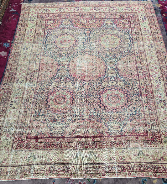 Antique Persian Kirman Shah Rug – Hand-Knotted Wool Area Rug (8 x 11) – Floral Medallion Design