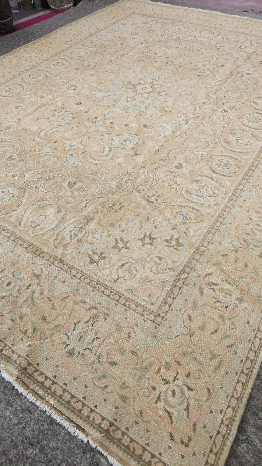 Antique Persian Tabriz Rug – Hand-Knotted Floral Area Rug (9 x 13) (#10416)