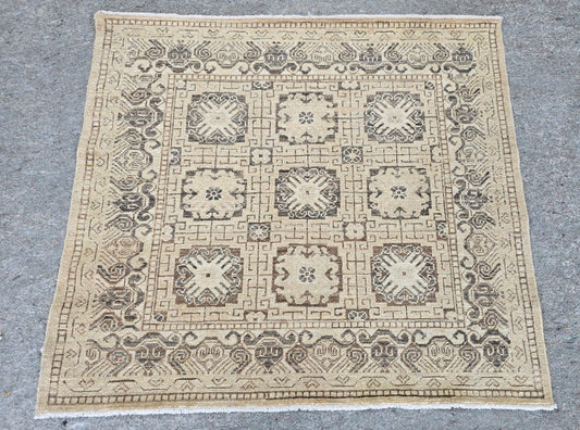 Tabriz Teawash Rug 3.3 x 4.3