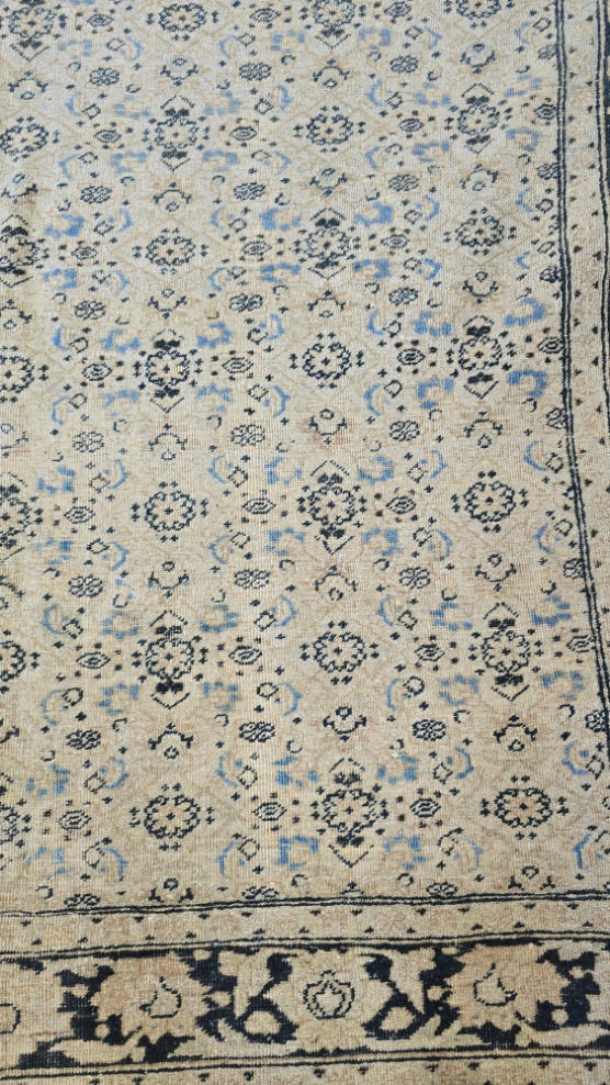 Antique Persian Tabriz Rug – Hand-Knotted Wool (Circa 1920) 13.5x 15.7