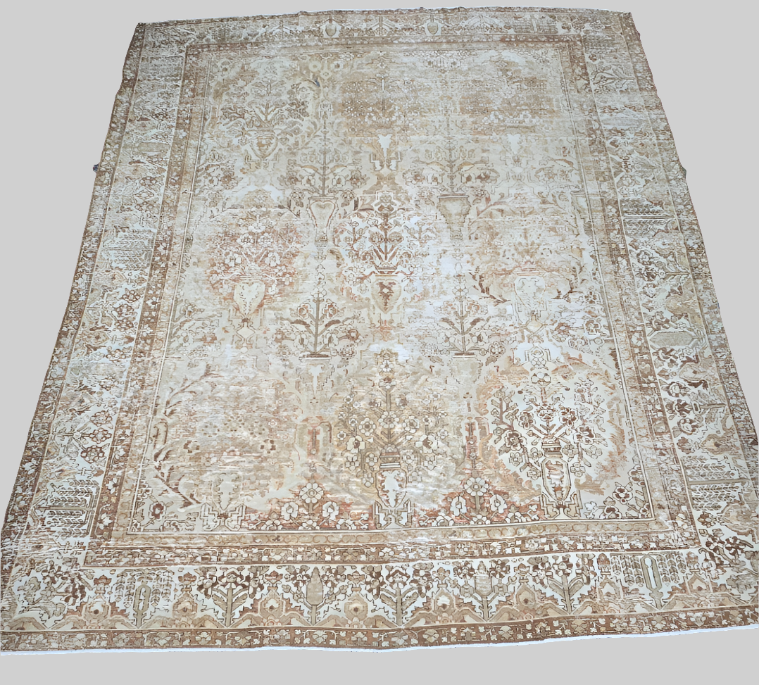 Antique Bakhtiari Rug | Handwoven Persian Wool Carpet (10 x 13)