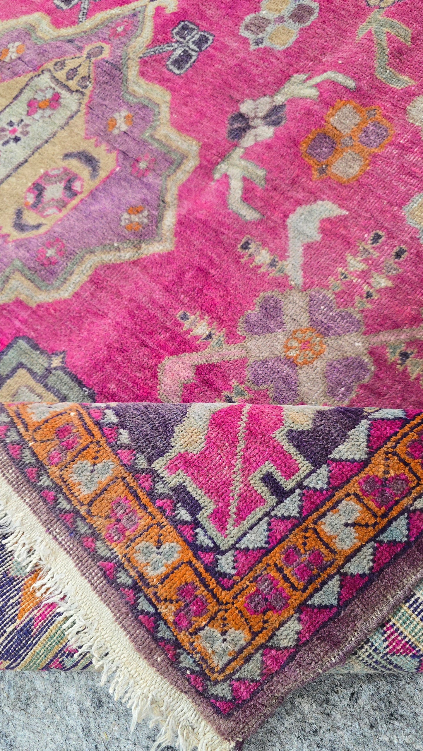 Antique Khotan Samarkand Rug – Circa 1920 | 5.6 x 8.10 ft Handwoven Wool Carpet 25596