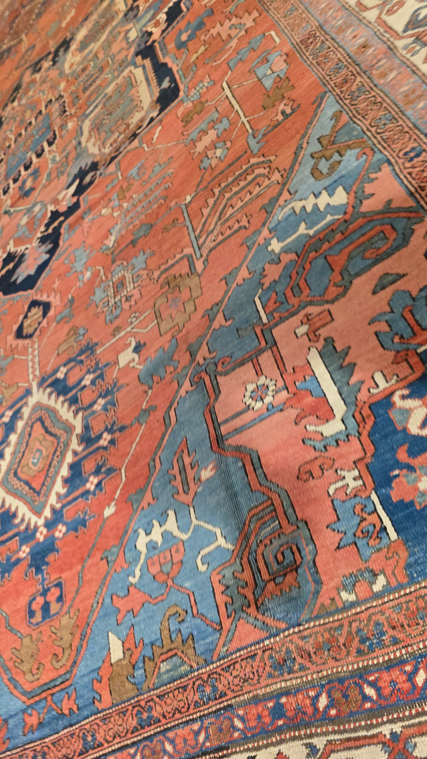 Antique Palace sized Serapi 12x18