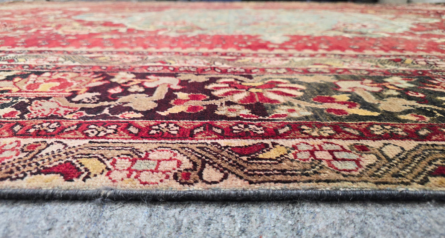 10472 Antique Turkish Kayseri Rug – Hand-Knotted Wool (Circa 1930)  – 8.9 x 12.9