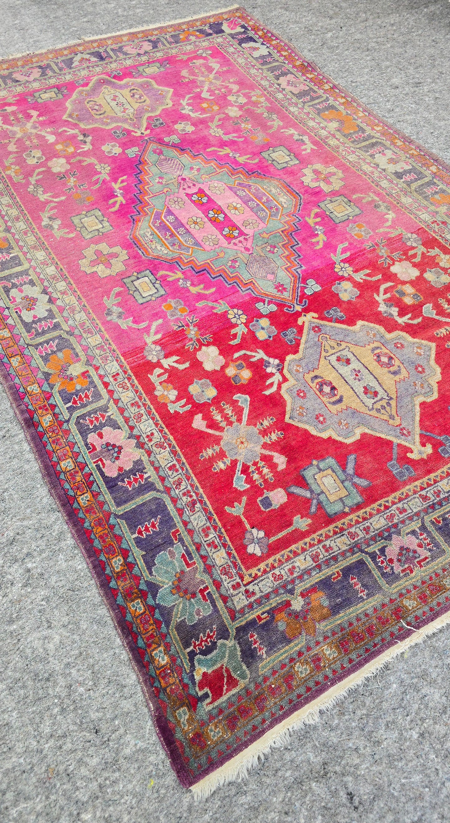 Antique Khotan Samarkand Rug – Circa 1920 | 5.6 x 8.10 ft Handwoven Wool Carpet 25596