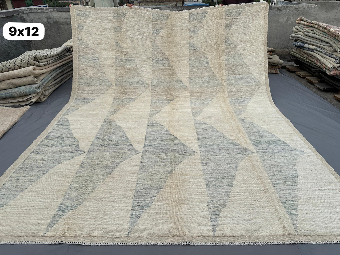 "WAVES"  Moroccan Style  Handwoven Rug – 9 x 12 ft