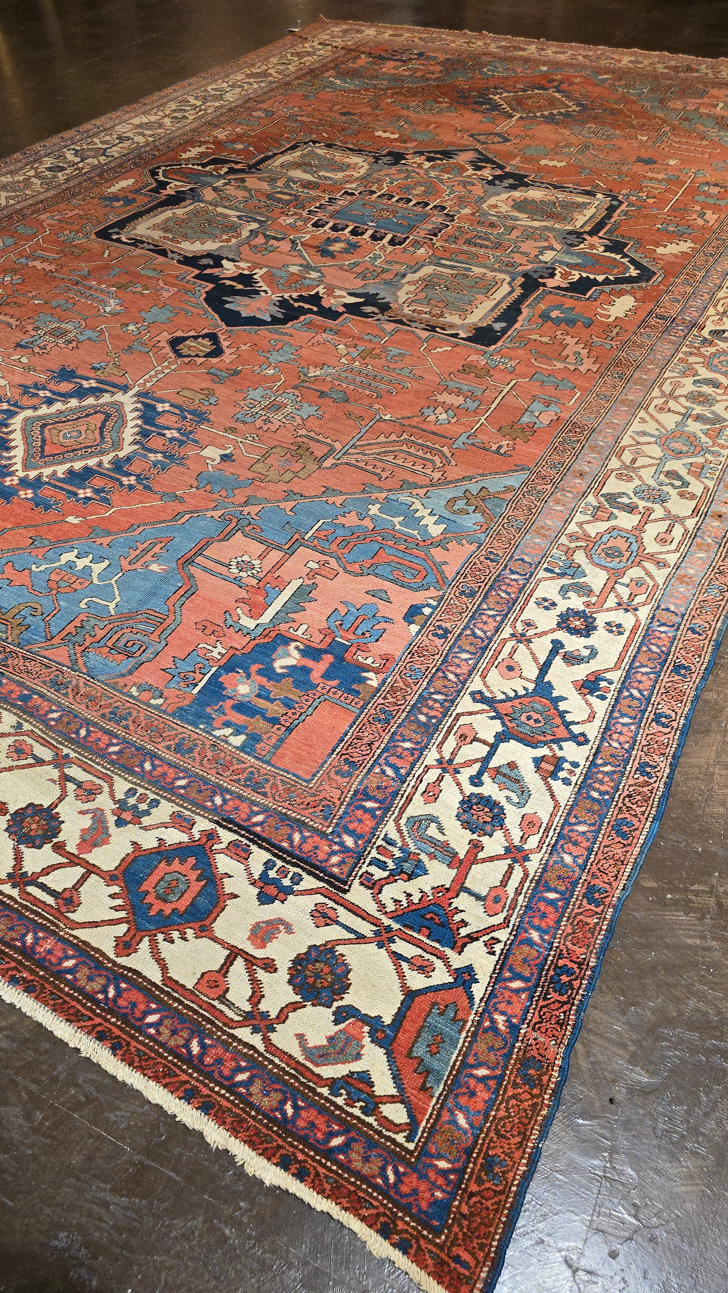 Antique Palace sized Serapi 12x18