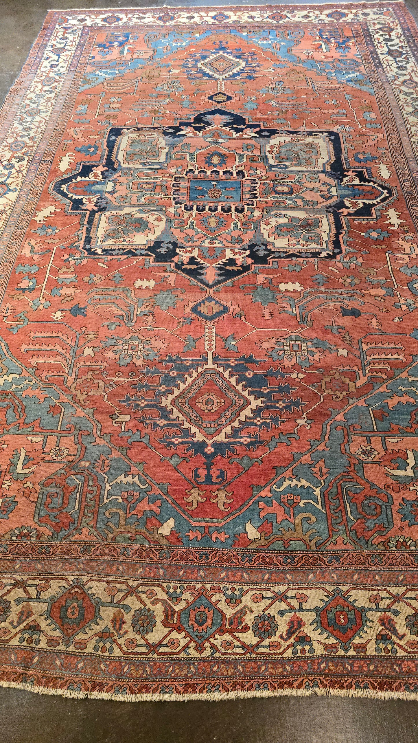 Antique Palace sized Serapi 12x18