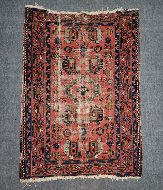 Antique Hamadan Rug – Handwoven Wool (Early 20th Century) | 3'4" x 4'8"